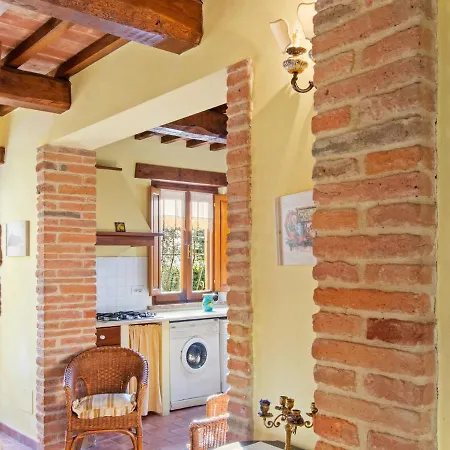 Cozy In Castiglione Del With Swimming Pool Кастильоне-дель-Лаго