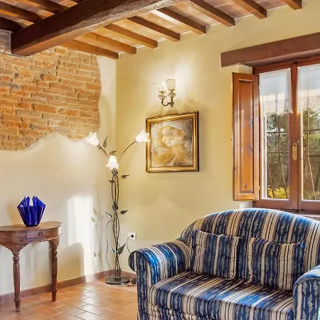 Cozy In Castiglione Del With Swimming Pool Дом отдыха Кастильоне-дель-Лаго