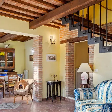 Дом отдыха Cozy In Castiglione Del With Swimming Pool