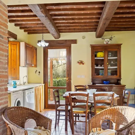 Дом отдыха Cozy In Castiglione Del With Swimming Pool *